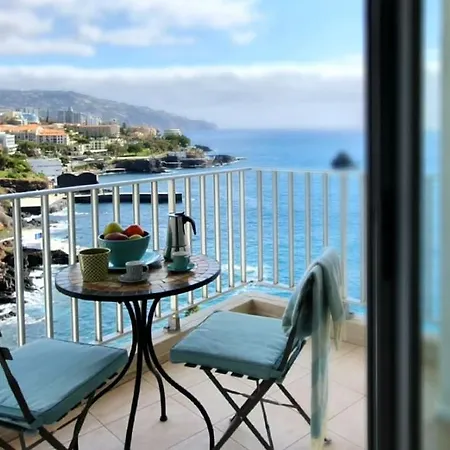 Do Mar Funchal (Madeira)