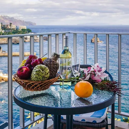 Do Mar * Funchal (Madeira)