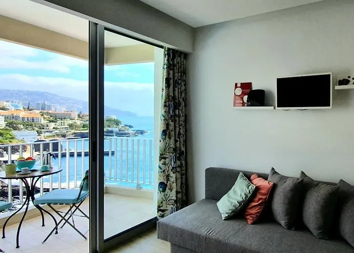 Do Mar * Фуншал