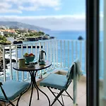 Do Mar Funchal (Madeira)